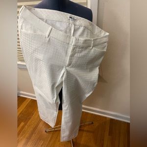 Old Navy White Pixie Pants Sz 20